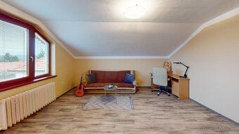 Rodinný dom na pozemku s výmerou 1 552 m² v obci Krtovce pon