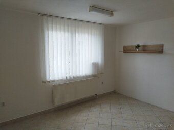 Ponúkame do prenájmu kancelárske priestory, na 2 a 1.poschod