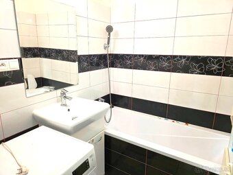 Ponúkame na predaj 3 - izbový byt nachádzajúci sa na 6/7 pos