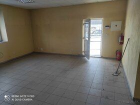 Dám do dlhodobého prenájmu budovu 126m2 s veľkým pozemkom 18