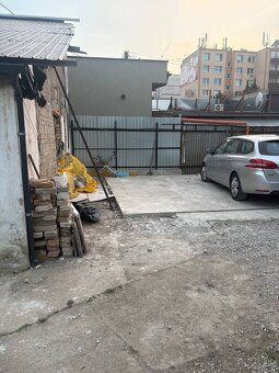 #4048
Predáme pozemok na Galvaniho ul. pri IKEA, AVION - poz