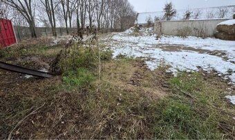 #4052
Predáme pozemok vhodný na halu v obci Križovany nad Du