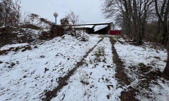 #4052
Predáme pozemok vhodný na halu v obci Križovany nad Du