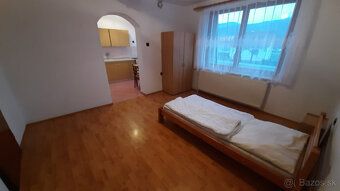 PRENÁJOM zariadenú garsónku v meste Žarnovica o výmere 24 m2