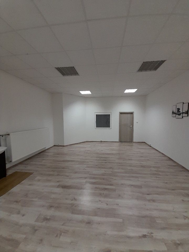 priestor na prenajom 40m² sidlisko luhy, viac info na tel.c.