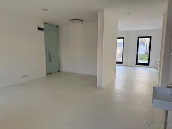 Na prenájom reprezentatívny priestor v Castor business resid