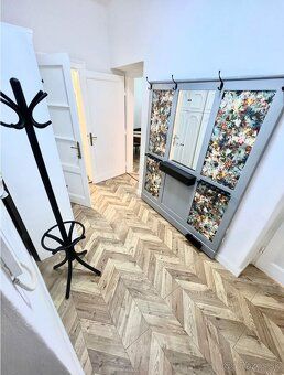 Ponúkame na prenájom priestranný 4-izbový byt (85,5 m²) s mo