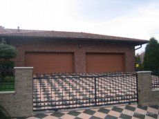 Predáme luxusný rodinný dom - bungalov, v centre Rajeckých T