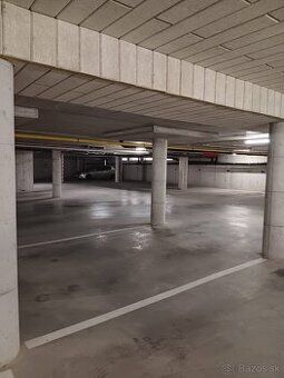 Ponúkam na prenájom parkovacie miesto v podzemnej garáži oby