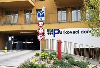 Ponúkam na prenájom parkovacie miesto v podzemnej garáži oby
