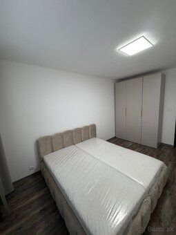 Ponúkam do prenájmu útulný svetlý 2- izbový byt s balkónom o