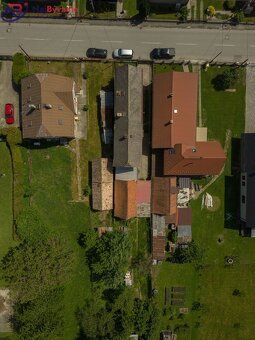 Ponúkame na predaj útulný dvojpodlažný rodinný dom v tichej 