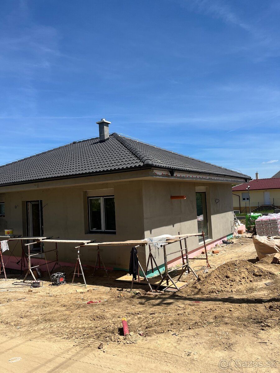 Ponúkame na predaj 4 izbový rodinný dom - novostavba v obci 