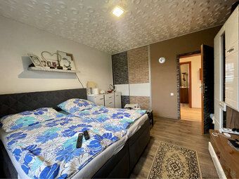 Ponúkame Vám na predaj vkusný 4-izbový rodinný dom s garážou