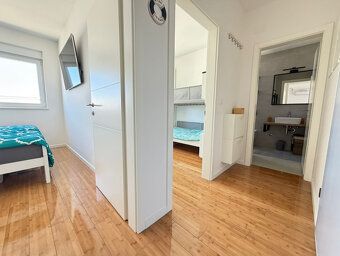 LaHoreal.eu ponúka na predaj moderný 3-izbový apartmán pri m