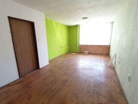 Ponúkame na prenájom výrobné/skladové priestory, parkovacie 