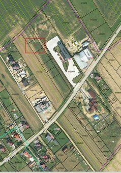 Predám krásny rovinatý, slnečný pozemok 756m2 na domček. Okr