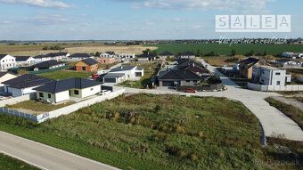 Typ: Pozemok pre rodinné domy Ulica: Boldog Obec: Boldog
Zní