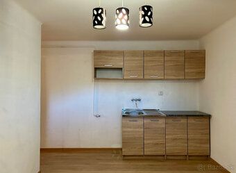 ZNÍŽENÁ! EXKLUZÍVNE IBA U NÁS! Bližšie INFO na t.č.0905 3126