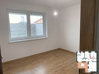 Ponúkame na predaj moderne riešený 4-izbový rodinný dom v ob