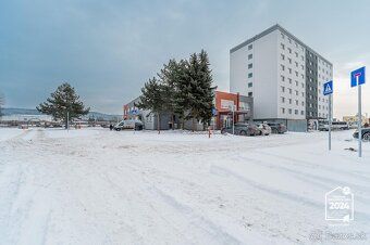 Realitná kancelária TOBI Real Vám ponúka na prenájom kancelá