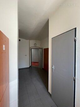 Ponúkame Vám na prenájom komerčné priestory s výmerou 143 m2