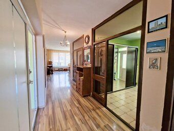 mlm reality Poprad má pre Vás na predaj 8 – izbový rodinný d