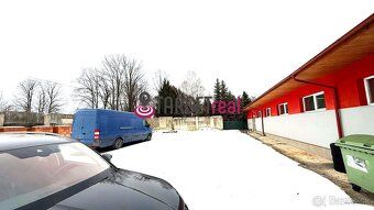 Ponúkame na predaj moderný komerčný objekt nachádzajúci sa v