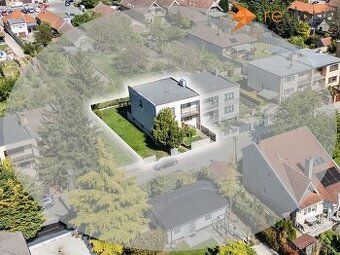 BOND Reality ponúka na predaj zaujímavý trojpodlažný rodinný