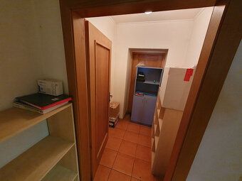 Ponúkame skladové a výrobne priestory s výbornou dostupnosťo