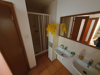 Ponúkame skladové a výrobne priestory s výbornou dostupnosťo