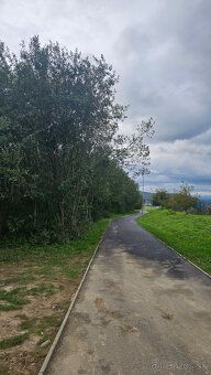 Ponúkame na predaj pozemok ako investíciu do budúcna na Zlat