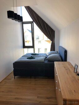 Ponúkam na krátkodobý prenajom 8 miestny apartmán vo Vysokýc