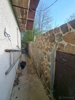 Ponúkam Vám na predaj krásnu, poschodovú, murovanú CHATU 70m