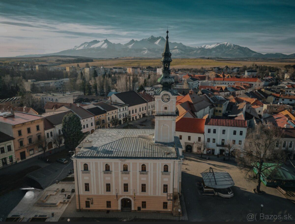 Prenajmem lukratívne komerčné priestory v centre Kežmarku o 