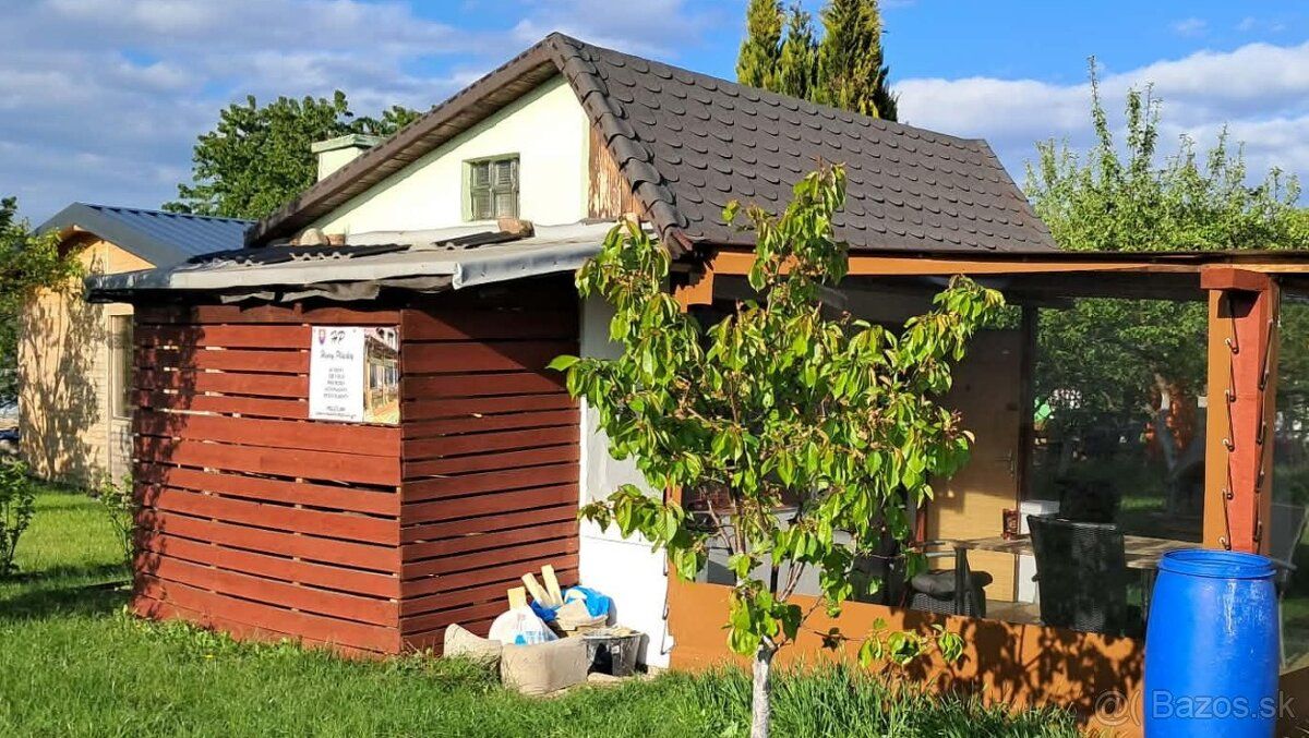 Ponúkame na predaj slnečnú a udržiavanú záhradu v obľúbenej 