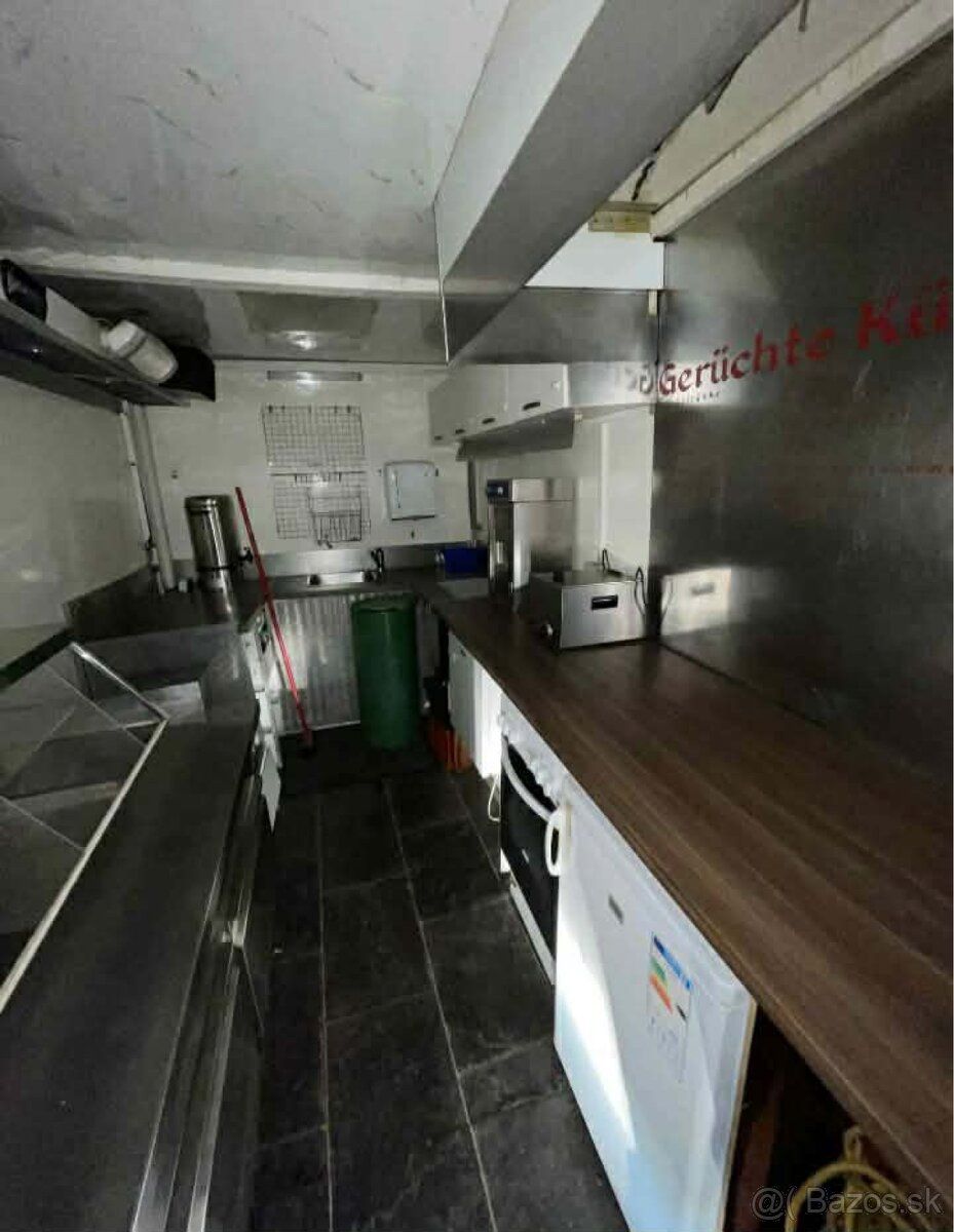 Ponúkam na prenájom moderný a plne vybavený food truck, ideá