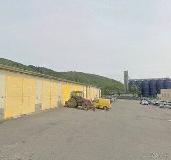 Ponúkame na prenájom jednu murovanú garáž v uzavretom areáli