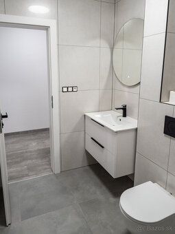 Prenajmem 2 kancelárske priestory v meste Lipany, ul. Krivia