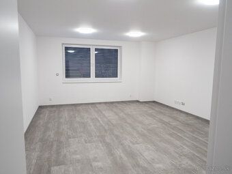 Prenajmem 2 kancelárske priestory v meste Lipany, ul. Krivia