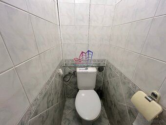 Ponúkame na predaj priestranný 3-izbový byt o výmere 65 m², 