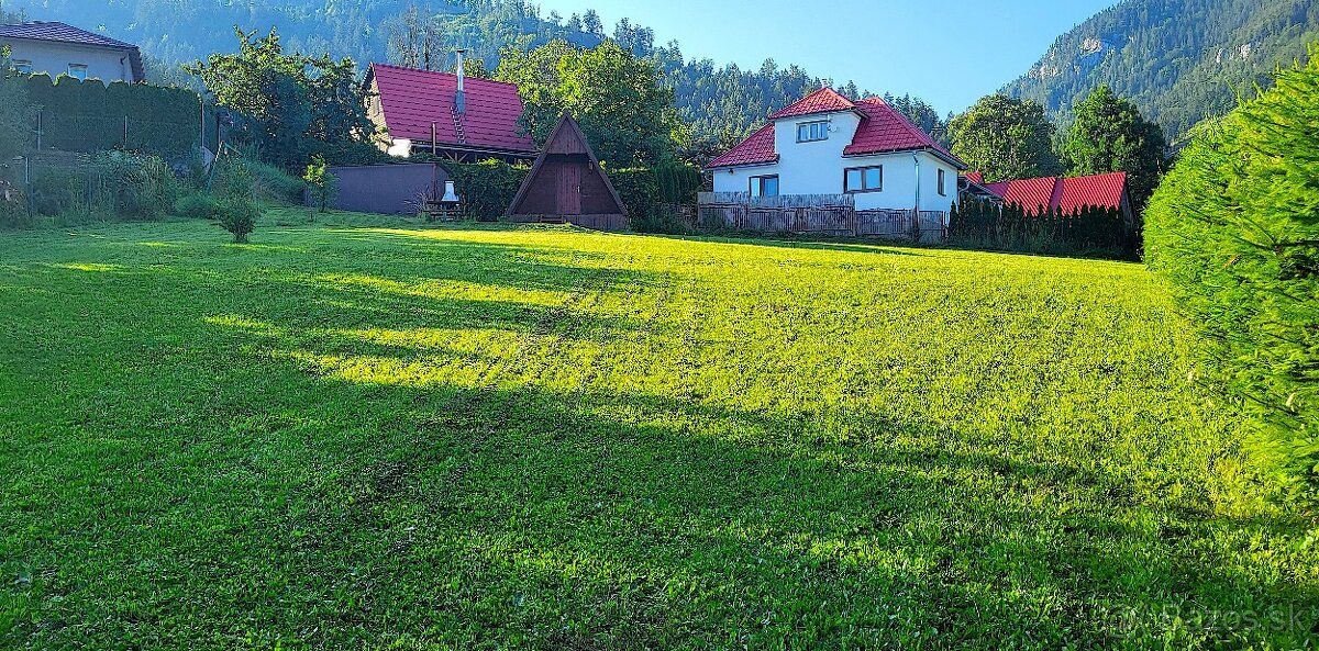 Máme pre vás stavebný pozemok pre váš rodinný dom alebo rekr