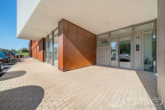 Typ: 2-izbový byt Ulica: Cesta Janka Alexyho Obec: Banka
Bos