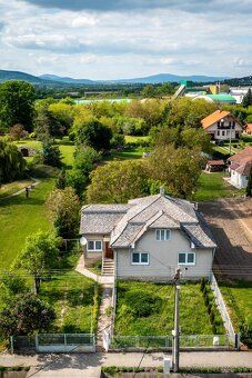Atmosféra TOKAJA, veľký pozemok a možnosť vytvoriť si bývani