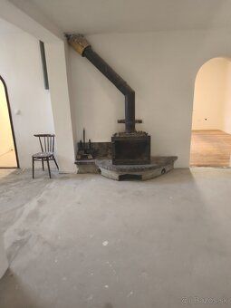 Ponúkame na predaj 3-izbový rodinný dom s úžitkovou plochou 
