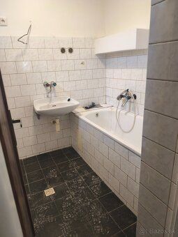Ponúkame na predaj 3-izbový rodinný dom s úžitkovou plochou 
