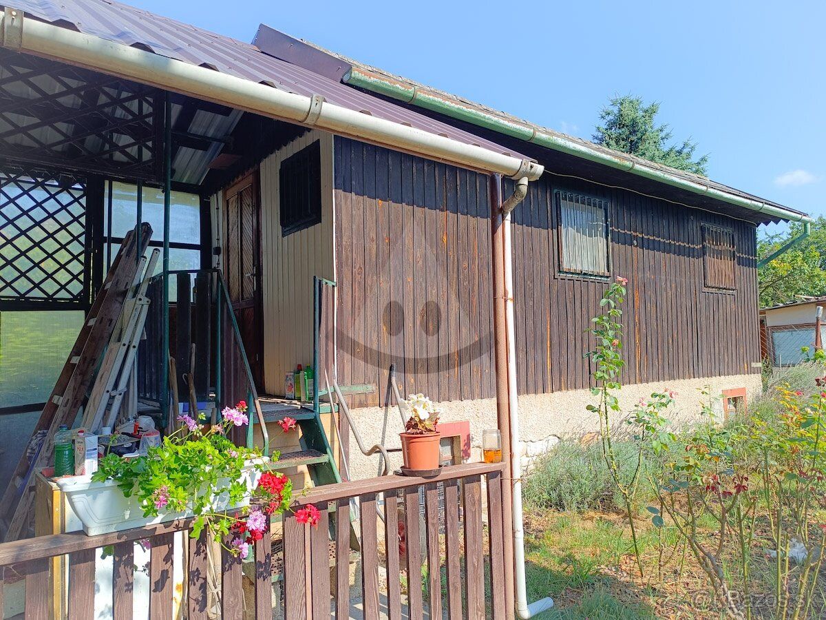 Táto nádherná záhrada s rozlohou 643 m² ponúka všetko, čo po
