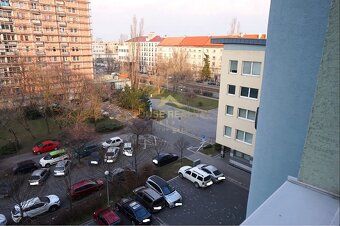 Ponúkame na prenájom útulný a kompletne zariadený 2 izbový b