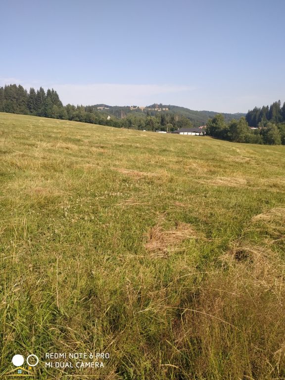 Ponúkame Vám na predaj slnečný stavebný pozemok v messte Tur