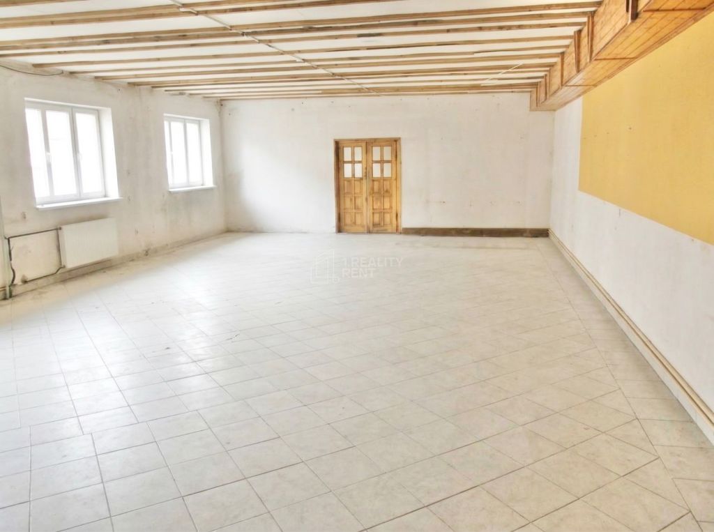 1. Reality Rent ponúka do prenájmu kancelárske priestory 80 